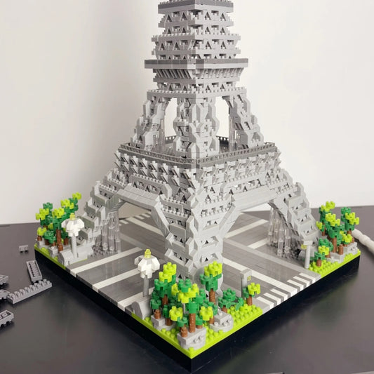 Torre Eiffel Armable en Bloques